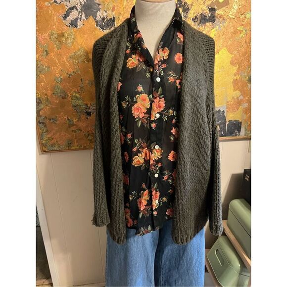 Nina Kendosa Paris Chunky Knit Green Knit Slouchy Sweater OS - Picture 5 of 9